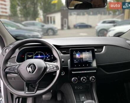 Рено Зое, объемом двигателя 0 л и пробегом 35 тыс. км за 13199 $, фото 17 на Automoto.ua