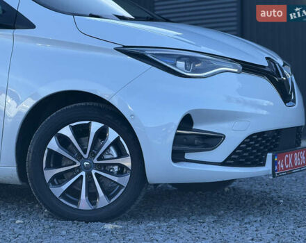 Рено Зое, объемом двигателя 0 л и пробегом 86 тыс. км за 13999 $, фото 9 на Automoto.ua