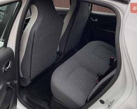 Рено Зое, объемом двигателя 0 л и пробегом 123 тыс. км за 11700 $, фото 23 на Automoto.ua