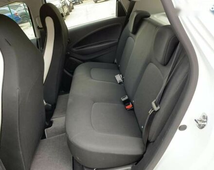 Рено Зое, об'ємом двигуна 0 л та пробігом 90 тис. км за 12999 $, фото 26 на Automoto.ua