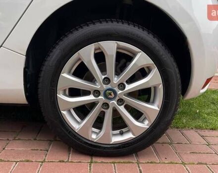 Рено Зое, объемом двигателя 0 л и пробегом 123 тыс. км за 11700 $, фото 27 на Automoto.ua