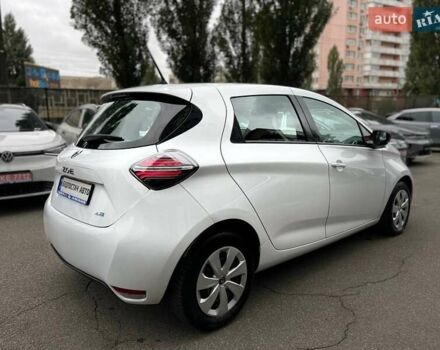 Рено Зое, объемом двигателя 0 л и пробегом 35 тыс. км за 13199 $, фото 4 на Automoto.ua