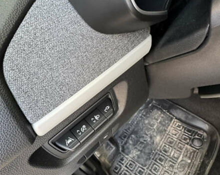 Рено Зое, объемом двигателя 0 л и пробегом 46 тыс. км за 13200 $, фото 3 на Automoto.ua