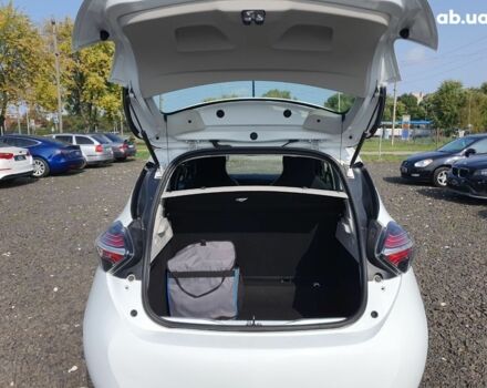 Рено Зое, объемом двигателя 0 л и пробегом 33 тыс. км за 16990 $, фото 4 на Automoto.ua