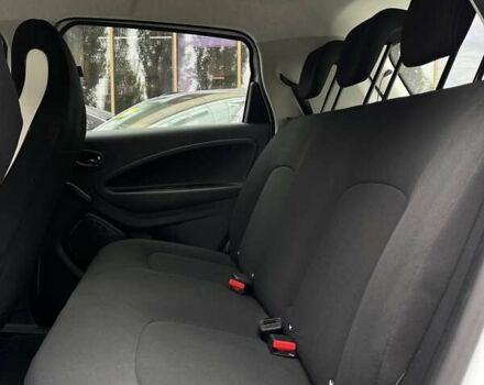 Рено Зое, объемом двигателя 0 л и пробегом 35 тыс. км за 13199 $, фото 19 на Automoto.ua