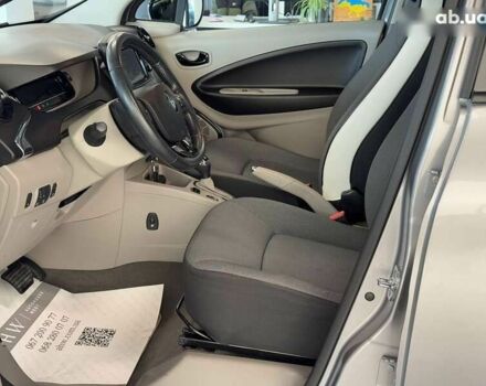 Рено Зое, объемом двигателя 12.58 л и пробегом 61 тыс. км за 8900 $, фото 21 на Automoto.ua