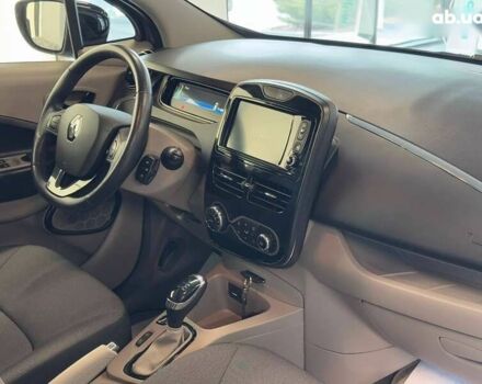 Рено Зое, объемом двигателя 12.58 л и пробегом 61 тыс. км за 8900 $, фото 29 на Automoto.ua