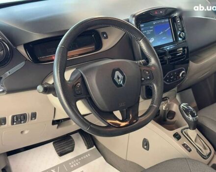 Рено Зое, объемом двигателя 12.58 л и пробегом 61 тыс. км за 8900 $, фото 20 на Automoto.ua