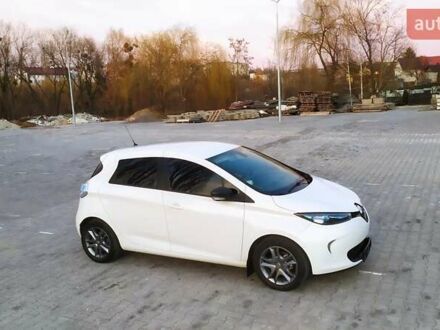 Рено Зое 2017 в Ровно на Automoto.ua Рено Зое, объемом двигателя 0 л и пробегом 63 тыс. км за 10900 $, фото 1 на Automoto.ua