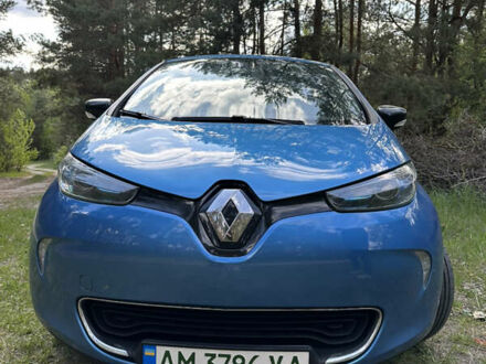 Рено Зое, объемом двигателя 0 л и пробегом 151 тыс. км за 8799 $, фото 1 на Automoto.ua