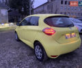 Желтый Рено Зое, объемом двигателя 0 л и пробегом 16 тыс. км за 11200 $, фото 2 на Automoto.ua