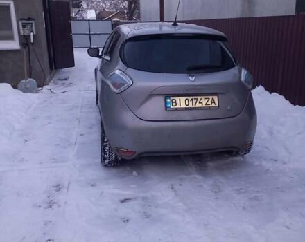 Серый Рено Зое, объемом двигателя 0 л и пробегом 190 тыс. км за 7200 $, фото 2 на Automoto.ua