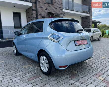 Серый Рено Зое, объемом двигателя 0 л и пробегом 150 тыс. км за 6100 $, фото 22 на Automoto.ua