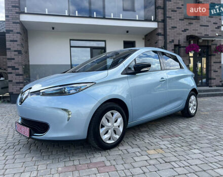 Серый Рено Зое, объемом двигателя 0 л и пробегом 150 тыс. км за 6100 $, фото 5 на Automoto.ua