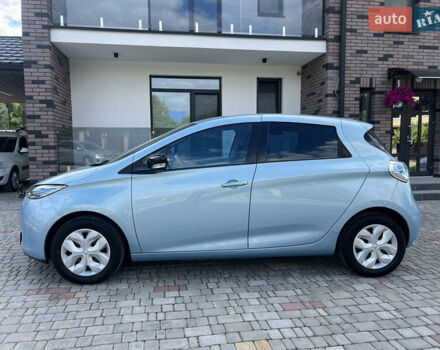 Серый Рено Зое, объемом двигателя 0 л и пробегом 150 тыс. км за 6100 $, фото 17 на Automoto.ua