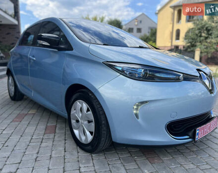 Серый Рено Зое, объемом двигателя 0 л и пробегом 150 тыс. км за 6100 $, фото 16 на Automoto.ua