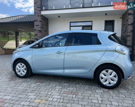 Серый Рено Зое, объемом двигателя 0 л и пробегом 150 тыс. км за 6100 $, фото 19 на Automoto.ua