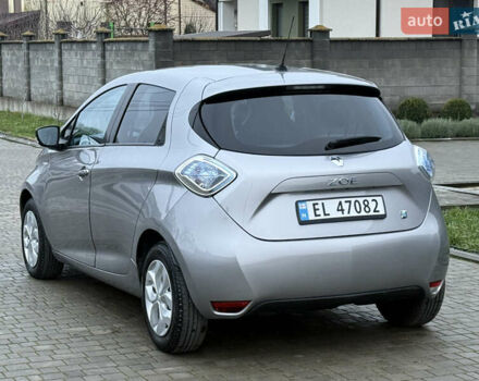 Серый Рено Зое, объемом двигателя 0 л и пробегом 99 тыс. км за 6200 $, фото 15 на Automoto.ua