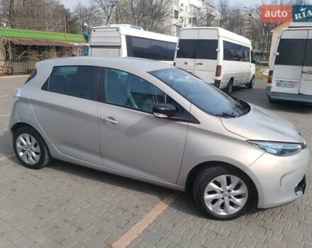 Сірий Рено Зое, об'ємом двигуна 0 л та пробігом 115 тис. км за 6800 $, фото 2 на Automoto.ua