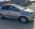 Серый Рено Зое, объемом двигателя 0 л и пробегом 75 тыс. км за 5600 $, фото 1 на Automoto.ua