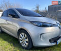 Серый Рено Зое, объемом двигателя 0 л и пробегом 185 тыс. км за 7000 $, фото 1 на Automoto.ua