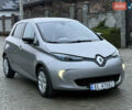 Серый Рено Зое, объемом двигателя 0 л и пробегом 99 тыс. км за 6200 $, фото 3 на Automoto.ua