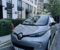 Серый Рено Зое, объемом двигателя 0 л и пробегом 121 тыс. км за 8000 $, фото 1 на Automoto.ua