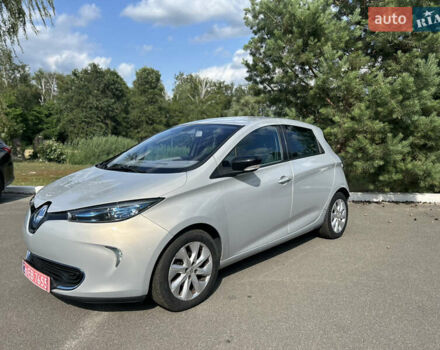 Сірий Рено Зое, об'ємом двигуна 0 л та пробігом 150 тис. км за 5990 $, фото 1 на Automoto.ua
