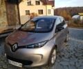Серый Рено Зое, объемом двигателя 0 л и пробегом 120 тыс. км за 6399 $, фото 1 на Automoto.ua