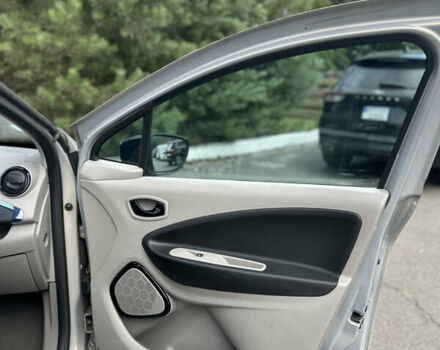 Сірий Рено Зое, об'ємом двигуна 0 л та пробігом 150 тис. км за 5990 $, фото 10 на Automoto.ua