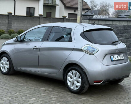 Серый Рено Зое, объемом двигателя 0 л и пробегом 99 тыс. км за 6200 $, фото 14 на Automoto.ua