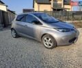 Серый Рено Зое, объемом двигателя 0 л и пробегом 127 тыс. км за 6350 $, фото 1 на Automoto.ua
