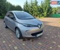 Серый Рено Зое, объемом двигателя 0 л и пробегом 52 тыс. км за 6800 $, фото 1 на Automoto.ua