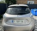 Серый Рено Зое, объемом двигателя 0 л и пробегом 200 тыс. км за 6300 $, фото 6 на Automoto.ua