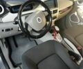 Серый Рено Зое, объемом двигателя 0 л и пробегом 200 тыс. км за 6300 $, фото 8 на Automoto.ua