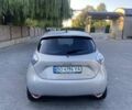 Серый Рено Зое, объемом двигателя 0 л и пробегом 74 тыс. км за 7650 $, фото 9 на Automoto.ua