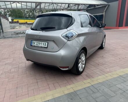 Рено Зое 2015 у Рівному на Automoto.ua Сірий Рено Зое, об'ємом двигуна 0 л та пробігом 160 тис. км за 8000 $, фото 5 на Automoto.ua