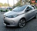 Серый Рено Зое, объемом двигателя 0 л и пробегом 170 тыс. км за 7700 $, фото 30 на Automoto.ua