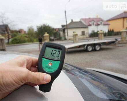 Серый Рено Зое, объемом двигателя 0 л и пробегом 102 тыс. км за 7500 $, фото 68 на Automoto.ua