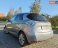 Серый Рено Зое, объемом двигателя 0 л и пробегом 170 тыс. км за 7700 $, фото 10 на Automoto.ua