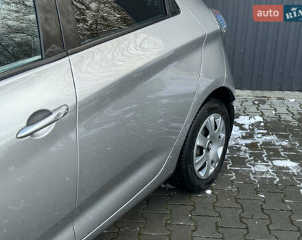 Сірий Рено Зое, об'ємом двигуна 0 л та пробігом 104 тис. км за 6199 $, фото 6 на Automoto.ua