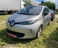 Серый Рено Зое, объемом двигателя 0 л и пробегом 178 тыс. км за 4750 $, фото 1 на Automoto.ua