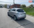 Серый Рено Зое, объемом двигателя 0 л и пробегом 137 тыс. км за 7000 $, фото 13 на Automoto.ua