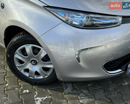 Сірий Рено Зое, об'ємом двигуна 0 л та пробігом 104 тис. км за 6199 $, фото 73 на Automoto.ua