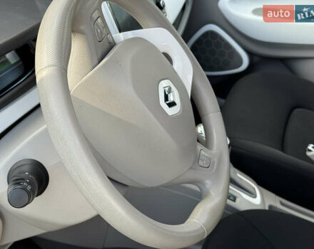 Сірий Рено Зое, об'ємом двигуна 0 л та пробігом 104 тис. км за 6199 $, фото 44 на Automoto.ua