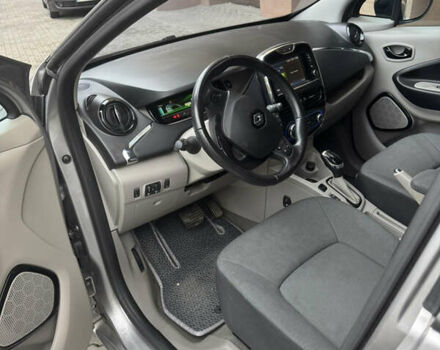 Сірий Рено Зое, об'ємом двигуна 0 л та пробігом 85 тис. км за 7550 $, фото 10 на Automoto.ua