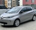 Серый Рено Зое, объемом двигателя 0 л и пробегом 87 тыс. км за 6750 $, фото 2 на Automoto.ua