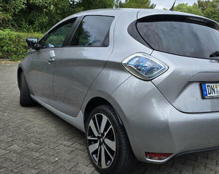 Рено Зое 2015 у Києві на Automoto.ua Сірий Рено Зое, об'ємом двигуна 0 л та пробігом 42 тис. км за 6200 $, фото 6 на Automoto.ua