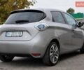Серый Рено Зое, объемом двигателя 0 л и пробегом 78 тыс. км за 7999 $, фото 8 на Automoto.ua