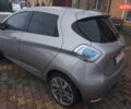 Серый Рено Зое, объемом двигателя 0 л и пробегом 98 тыс. км за 7200 $, фото 19 на Automoto.ua